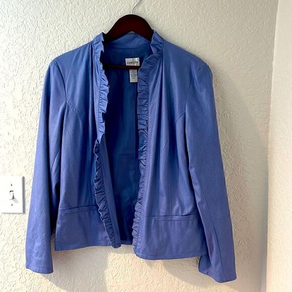 𝅺CHICO’S size 1 textured periwinkle blue tailored jacket - Picture 1 of 5